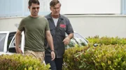 Michael (Jeffrey Donovan, l.) und Sam (Bruce Campbell) erhalten den Auftrag, eine gestohlene Predator-Drohne wiederzufinden.