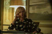 Linda Farrier (Joely Richardson)