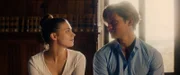 Ruby Bell (Harriet Herbig-Matten) und James Beaufort (Damian Hardung)