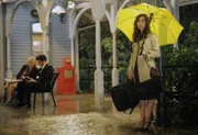Wann werden sich Tracy (Cristin Milioti, r.) und Ted (Josh Radnor, M.) endlich begegnen?