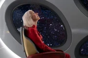 Peg (Helen Mirren)
