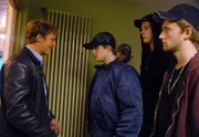 rbb Fernsehen TATORT: DER TOTE VOM STRAßENRAND, Kriminalfilm Deutschland 2007, am Montag (20.08.12) um 20:15 Uhr. Drei gegen einen. KHK Franz Kappl (Maximilian Brückner) hat Ärger mit René (Enno Hesse, Mitte) und seiner Gang.