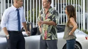 Ein alter Freund benötigt die Hilfe von (v.l.) Jesse (Coby Bell), Sam (Bruce Campbell) und Fiona (Gabrielle Anwar). Dessen Server samt Daten der Pensionskonten vieler Lehrer wurde gestohlen.