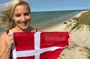 Maike Tschorn reist mit ihrem Camper entlang der dänischen Westküste und entdeckt dabei die Schönheiten des nordischen Sommers.
