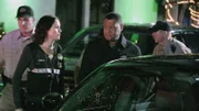 Sara (Jorja Fox) und Dr. Raymond Langston (Laurence Fishburne, Mi.) untersuchen die eigenartigen Umstände eines versuchten Selbstmordes.