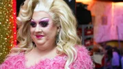 Dragqueen und Dauersingle Vanity sehnt sich nach einer festen Beziehung. Mit einer großen Singleparty auf dem Kiez hofft sie, endlich Mr. Right zu finden.