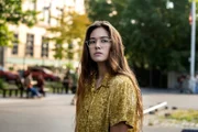Camille (Rachelle Vinberg)
