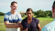 Jaclyn, Guy und ihre beiden Söhne haben in den letzten zehn Jahren in sechs verschiedenen Häusern gelebt und sind jetzt bereit, endlich anzukommen. Ihre letzte Lösung: ein Eigenheim ganz nach ihren persönlichen Vorstellungen auf ihrem Grundstück in Wimauma, Florida, zu bauen! Und das so schnell wie möglich, denn aktuell sind die vier im Haus von Freunden untergekommen.