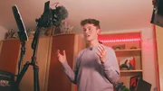 Früher Start: Noel Dederichs produziert viele seiner Videos in seinem Kinderzimmer.