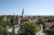 Die estnische Hauptstadt Tallinn war unter der sowjetischen Besatzung die wohl westlichste und liberalste Stadt der UdSSR. Anfang der 70er Jahre zog der Journalist Sergej Dowlatow von Leningrad hierher ...
