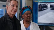 Dwayne Pride (Scott Bakula, l.); Loretta Wade (CCH Pounder, r.)
