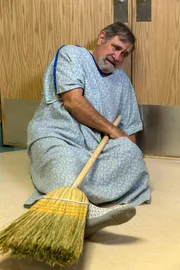 Douglas Stratton (Dan Lauria) Douglas Stratton (Dan Lauria)