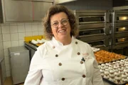 Der Köchin Paula Alves sind die kleinen Blätterteigtörtchen mit Cremefüllung heilig.