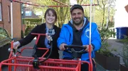 Vanessa und Trödelexperte Sükrü Pehlivan