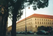 Das ehemalige Zentralministerium in der Ludwigsstrasse 2, in dem sich der Sitz des letzten Gauleiters von Bayern, Paul Giesler, befand. Heute beherbergt der Bau das Staatsministerium für Ernährung, Landwirtschaft und Forsten.