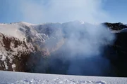 Der Krater des ständig aktiven Vulkans Villarrica in Chile.