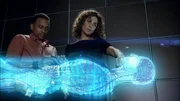 Mit modernsten Methoden der Kriminaltechnik wollen Dr. Sheldon Hawkes (Hill Harper) und Detective Stella Bonasera (Melina Kanakaredes) den Mord eines Streetdancers aufklären. Können Sie den Täter überführen? Mit modernsten Methoden der Kriminaltechnik wollen Dr. Sheldon Hawkes (Hill Harper) und Detective Stella Bonasera (Melina Kanakaredes) den Mord eines Streetdancers aufklären. Können Sie den Täter überführen?
