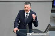 Thorsten Frei gilt in der Partei als Einpeitscher, er vertritt kompromisslos die Line von Parteichef Merz und bringt die CDU-Fraktion auf Linie.