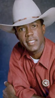 James Trivette (Clarence Gilyard Jr.)