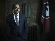 COLONY -- Season:2 -- Pictured: Peter Jacobson as Proxy Alan Snyder.