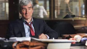 Jack McCoy (Sam Waterston) will erreichen, dass Gouverneur Shalvoy seinen Vorzeigesheriff weiterhin deckt, damit die Gerechtigkeit endlich ihren Lauf nehmen kann.