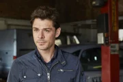 Aiden Healy (Kenny Doughty)