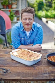 Eine Lasagne darf bei Jamie Olivers Wohlfühlrezepten natürlich nicht fehlen.