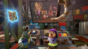 Moley und Dotty sind geschockt, denn der neue Hausüberwachungscomputer von Onkel Mischmasch hat sie im Labor eingeschlossen.