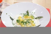 Gnocchi in Parmesan-Schaum von Kurt Daibenzeiher