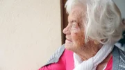 Die 105jährige Barbara B. aus Salzburg war passionierte Bergsteigerin. Tausende Male hat sie den Untersberg, den Salzburger Hausberg, bestiegen. Sie schwört auf Bewegung und Disziplin.