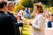 Mathias (Hannes Hellmann, li.) und Kerstin (Marion Kracht, re.) möchten sich nach 25 Jahren erneut das Ja-Wort geben.
