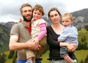 Daniel Glauser, Anna Tschannen und ihre Kinder Lilith und Max: