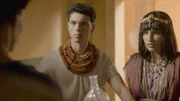 Der junge Darius (Louis Martino) will seine Freundin Tia (Marwa Zyour), die Tochter des Pharaos, beschützen.