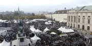 Bundesheerschau am Heldenplatz.
