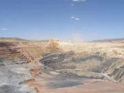 Die Twincreeks Goldmine in Nevada / USA. Die USA gehört zu den Ländern mit den größten Gold-Fördermengen. Doch steigt der Goldpreis nicht nennenswert an, werden die wirtschaftlich ergiebigen Goldvorkommen weltweit in wenigen Jahrzehnten erschöpft sein. Was dann?