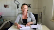 Janine ist vor über drei Jahren Mama von Zwillingen geworden und kämpft seitdem darum, dass ihr Ex-Freund die Vaterschaft anerkennt. Nach langem Stillstand ist nun ein Schreiben bezüglich der Vaterschaftsfeststellung gekommen, welches wieder Bewegung in den Prozess bringt.