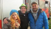 v.l. Stephanie, Stefan und Experte Sükrü Pehlivan vor dem Party-Truck.