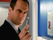 Detective Stabler (Christopher Meloni) hat wichtige Beweismittel in einem Mordfall gefunden.