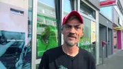Auch Dieter muss sich mit dem Jobcenter auseinandersetzen. Er ist seit fast drei Jahren arbeitslos und möchte unbedingt wieder eine Stelle finden.