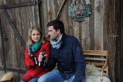 Marlene (Lucy Scherer, l.); Konstantin (Moritz Tittel, r.)