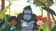 Gorilla Jack findet das junge Kätzchen genauso süß, wie Taylor und Tommy.