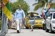 Jesse (Coby Bell) und dessen Freunde gehen, getarnt als Seuchenspezialisten, an Bord eines Kreusfahrtschiffes. Dort wollen sie einen Mörder zur Rechenschaft ziehen.
