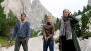 Matteo (Tobias Oertel), Sonja (Chiara Schoras, re.) und Sonderermittlerin Carla Pisani (Jeanette Hain) wollen der Mafia das Handwerk legen.
