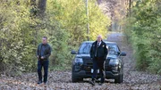 Hank Voight (Jason Beghe, l.) und Patrick O'Neal (Michael Gaston, r.)
