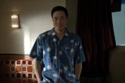 Randall Park (Louis Huang).
