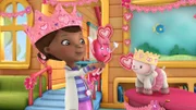 DOC MCSTUFFINS - "My Huggy Valentine" - Doc receives a stuffed Valentine's Day heart named Val as a gift and Lambie gets jealous because she thinks Doc likes her new toy better. This episode of Disney Junior's "Doc McStuffins" airs FRIDAY, FEBRUARY 1 (10:00 AM - 10:30 AM ET/PT) on Disney Junior. (DISNEY JUNIOR) DOC, VAL, LAMBIE; DOC MCSTUFFINS - "Huggy Valentine" - (DISNEY JUNIOR