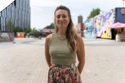 Wo habt ihr auf eure Intuition gehört? Dieser Frage geht Jasmina beim Sozialexperiment auf die Spur.