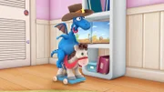 DOC MCSTUFFINS - "It's Glow Time" - The Halloween-themed "Doc McStuffins" episode titled "Boo-Hoo to You/It's Glow Time" debuts FRIDAY, OCTOBER 12 (10:00 - 10:30 a.m., ET/PT) on Disney Channel.  In the episode, Doc and the toys help a pop-up toy ghost overcome his fear of Halloween and then Doc diagnoses Donny's toy glow-in-the-dark monster with "No-glow-atosis" and prescribes more time outside in the sun. (DISNEY JUNIOR) GLO-BO; DOC MCSTUFFINS - "Dusty Bear" Đ Doc diagnoses Donny's long-lost Teddy Bear with a case of the "Dusty-Musties" and prescribes a trip to the washing machine. This episode of Disney Junior's "Doc McStuffins" airs FRIDAY, FEBRUARY 1 (10:00 AM - 10:30 AM ET/PT) on Disney Junior. (DISNEY JUNIOR) STUFFY