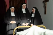 (v.l.n.r.) Sister Peter (Tina Chiang), Sister Boniface (Lorna Watson), Sister Reginald (Virginia Fiol)