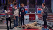 v.li.: Charlotte Page (Riele Downs), Captain Man / Ray Manchester (Cooper Barnes), Henry Hart (Jace Norman), Schwoz (Michael D. Cohen), Jasper Dunlop (Sean Ryan Fox)